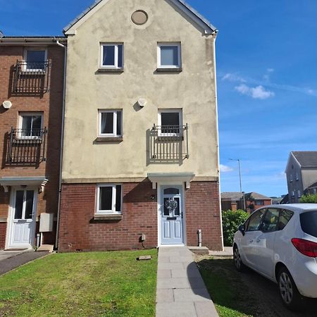 Driftmark Beachfront Location Aberavon Beach Sea Views Large Driveway Parking Private Site Fibre Optic Wi Fi Порт-Толбот Экстерьер фото
